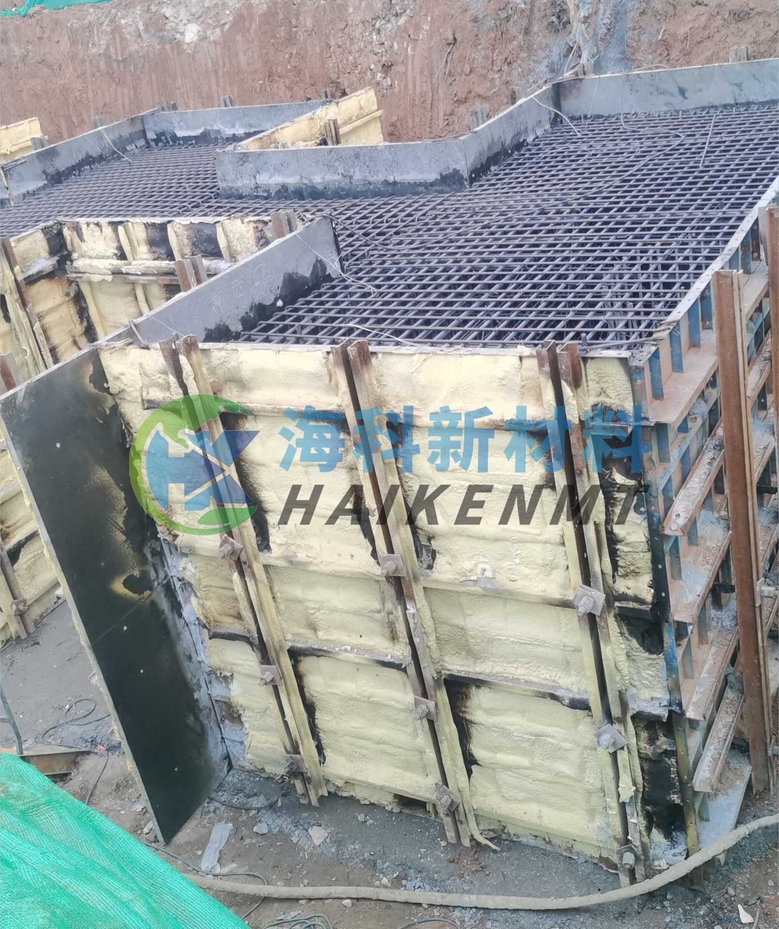 軍車(chē)玻璃鋼內(nèi)飾